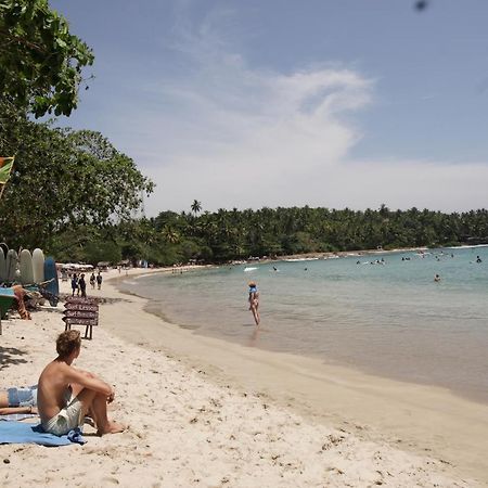 Surf Nest Hiriketiya Hotel Dikwella Kültér fotó