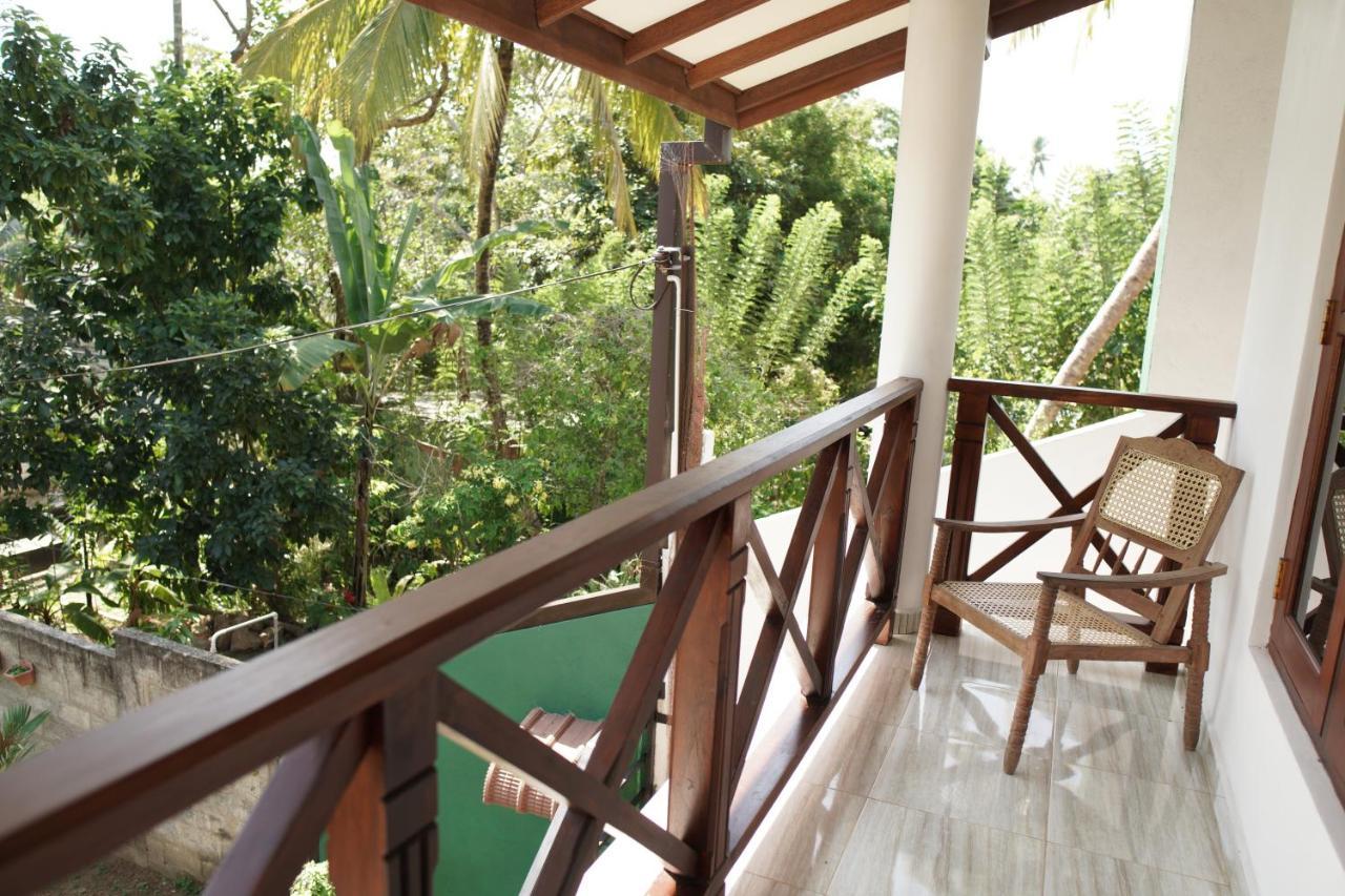 Surf Nest Hiriketiya Hotel Dikwella Kültér fotó