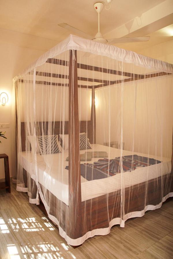 Surf Nest Hiriketiya Hotel Dikwella Kültér fotó